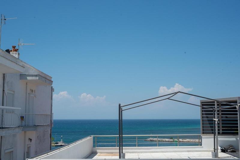 Grcka Reni Greece Beach Penthaus 3 Nea Kallikrateia Eksteriør billede